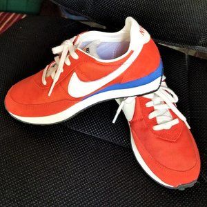 Nike Waffle Trainer 2 Orange Boys 1 Youth WOW!